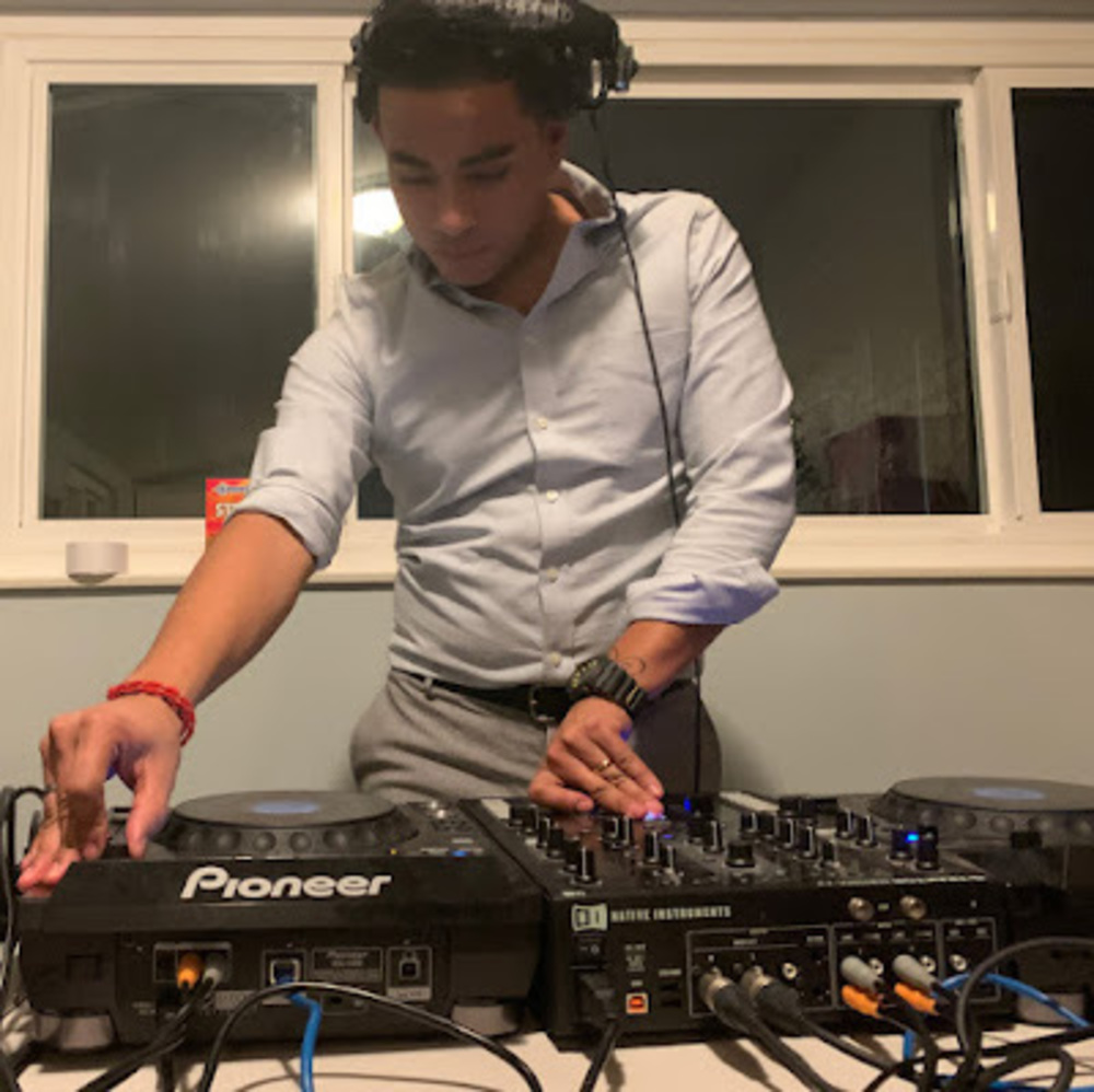 Meet your Posher, Jason